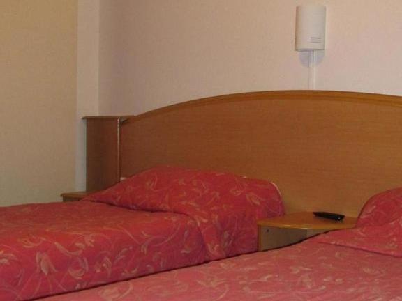 Pictav Hotel Poitiers Room photo
